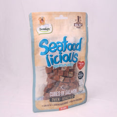DENTALIGHT Snack Anjing Seafood Licious Cubes Salmon 70g no type Tidak ada merek 
