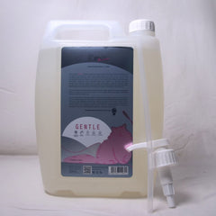 TRUEICONIC Shampoo Kucing Meow Gentle Shampoo 4.5L Hobi & Koleksi > Perawatan Hewan > Grooming Hewan Tidak ada merek 